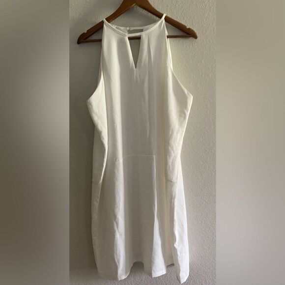 NWT Maurices Woman White Sheer Keyhole Shift Dress XXL Plus Summer Lightweight - Picture 2 of 6